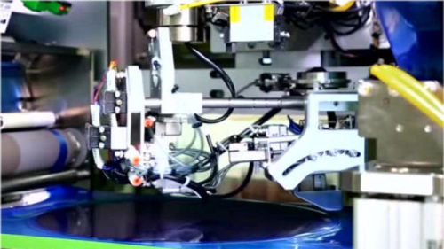 突破芯片生產最大難關,28納米光刻機橫空出世,網友 牛